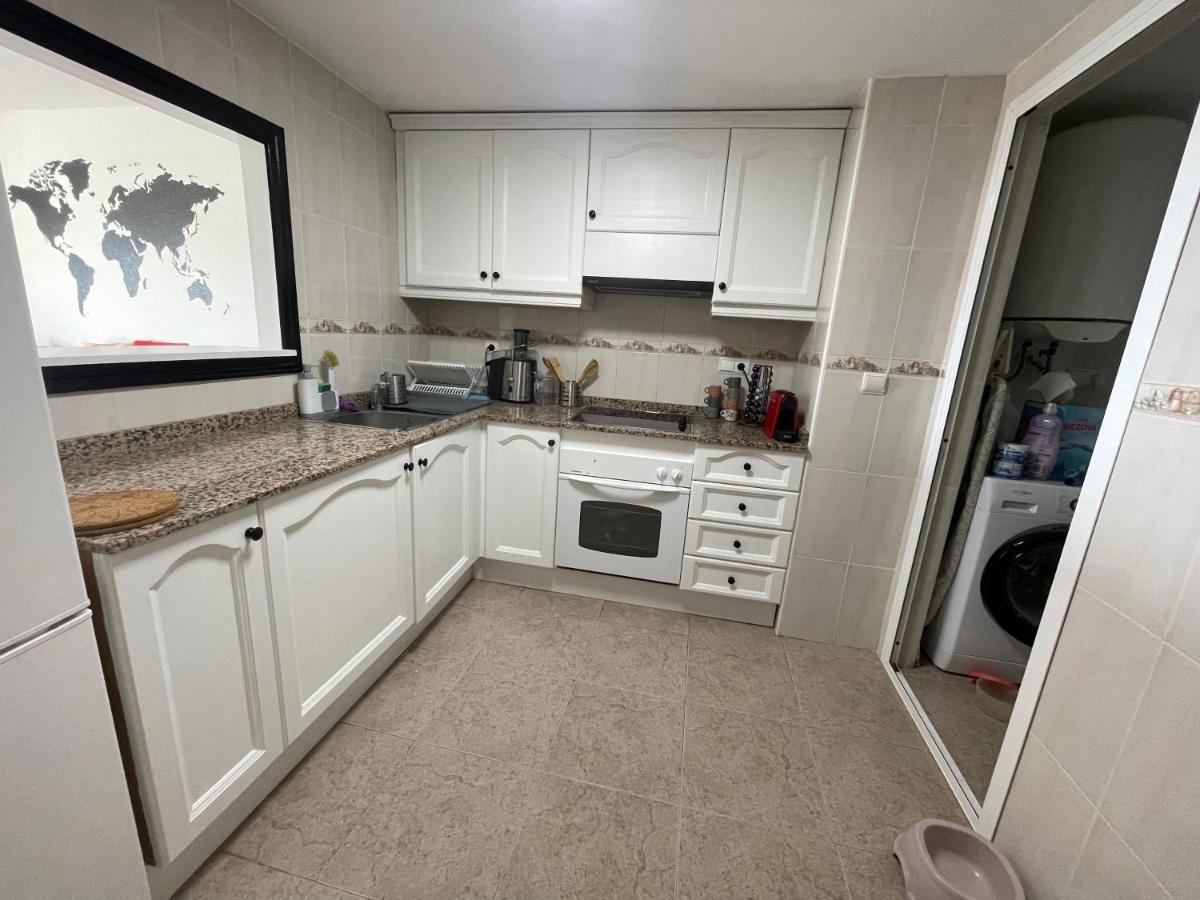 Traveler'S Beach Apartment With Sea View, Free Coffee & Parking Benidorm Eksteriør billede