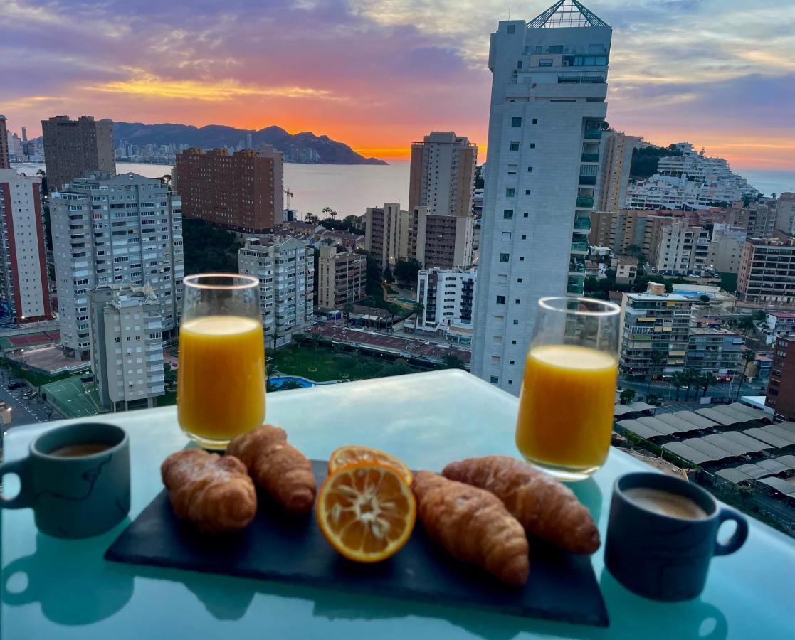 Traveler'S Beach Apartment With Sea View, Free Coffee & Parking Benidorm Eksteriør billede